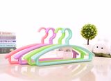 Garment Thick Sample Design Plastic Hanger for Overcoat