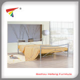 Modern Design Bedroom Furniture Queen Metal Bed (HF082)