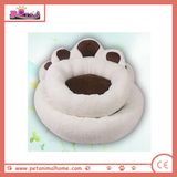 Bear's Paw Pet Bed in White
