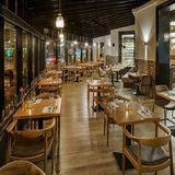 Wholesale Wooden Cafe Restaurant Furniture for Table and Chair Set