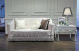 White Elegant Fabric Sofa of Loveseat