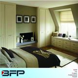 Classical Style Bedroom Wardrobe Cabinet for Attic