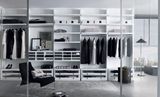 White Matt Lacquer Bedroom Closet with Glass Door
