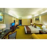Classical Wooden Bedroom Furniture Suitable for Home or Hotel