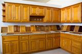 Solid Maple Kitchen Furniture Kitchen Cabinet (P10)