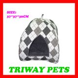 Soft Comfortable Coral Velvet Cat Bed (WY1040901)