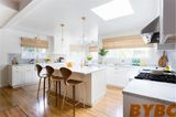 Modern Lacquer Wood Kitchen Cabinet with Waterfull Island